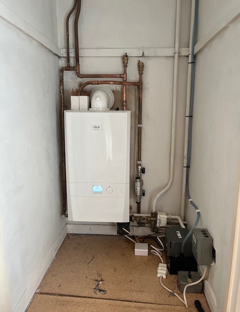Baxi 800 combi boiler installed in Newtongrange property